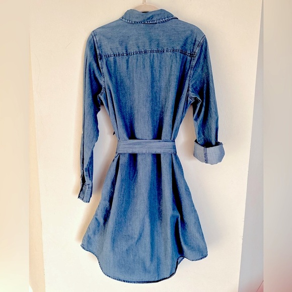 St John’s Bay NWOT Soft Button Down Jean Dress Adjustable Sleeves Sz S - Picture 2 of 14